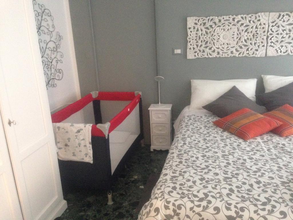 Appartement Gio&Gio Little House à Gênes Extérieur photo